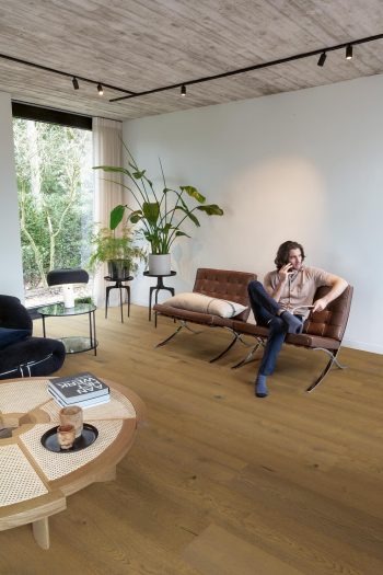 Clay Brown Oak Extra Matt - Image 3