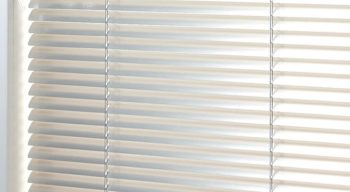 Aluminium Venetian Blinds - Image 2